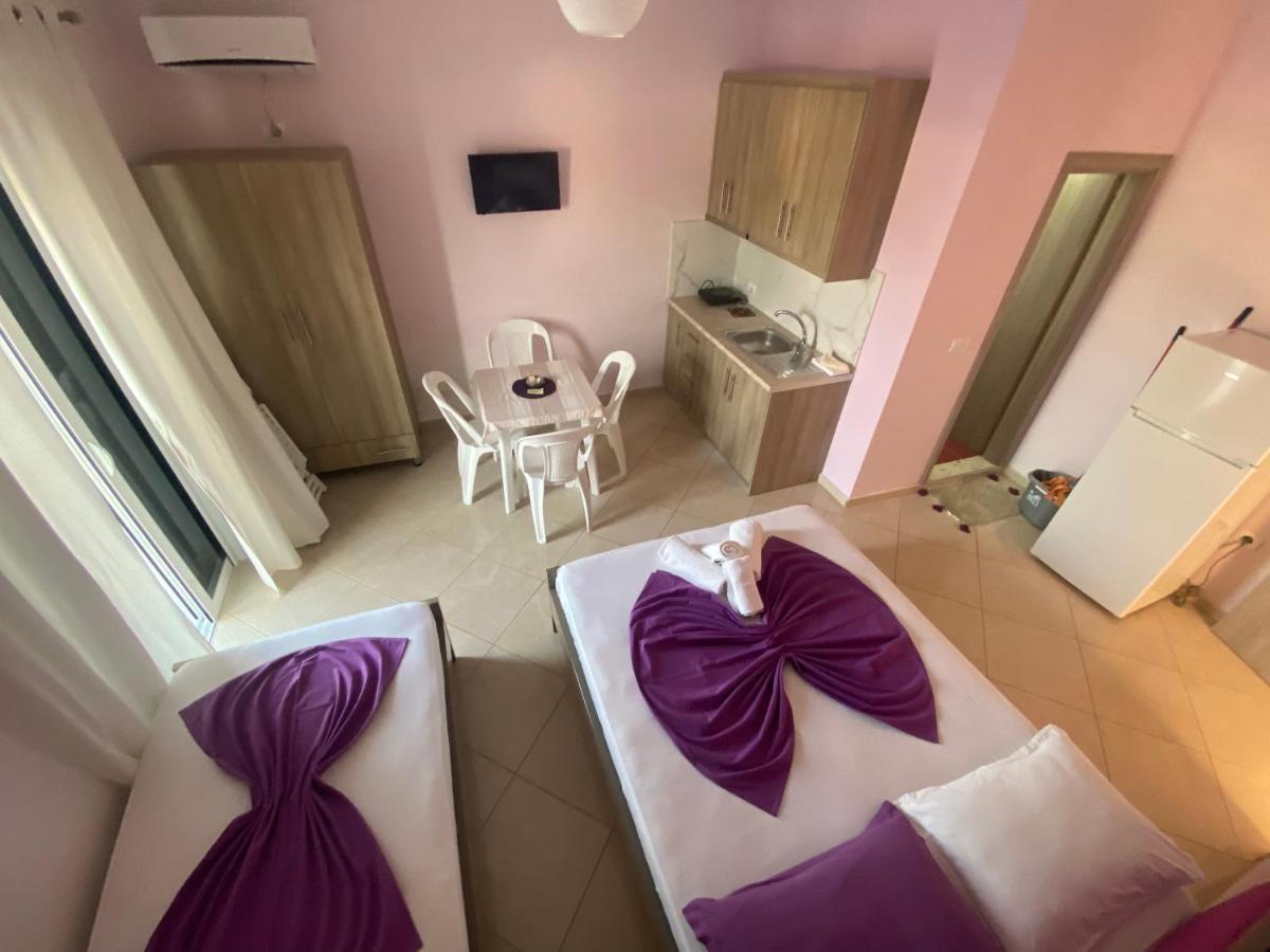 Hotel Vila Ali Ksamil Eksteriør billede